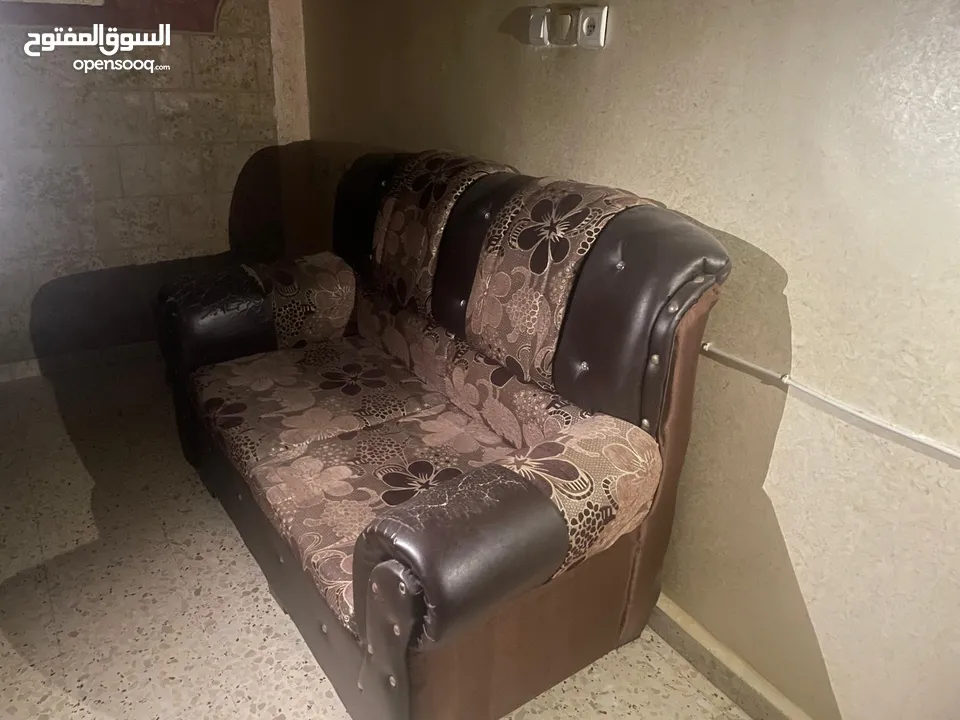 طقم كنب 9 مقاعد مع طاولة