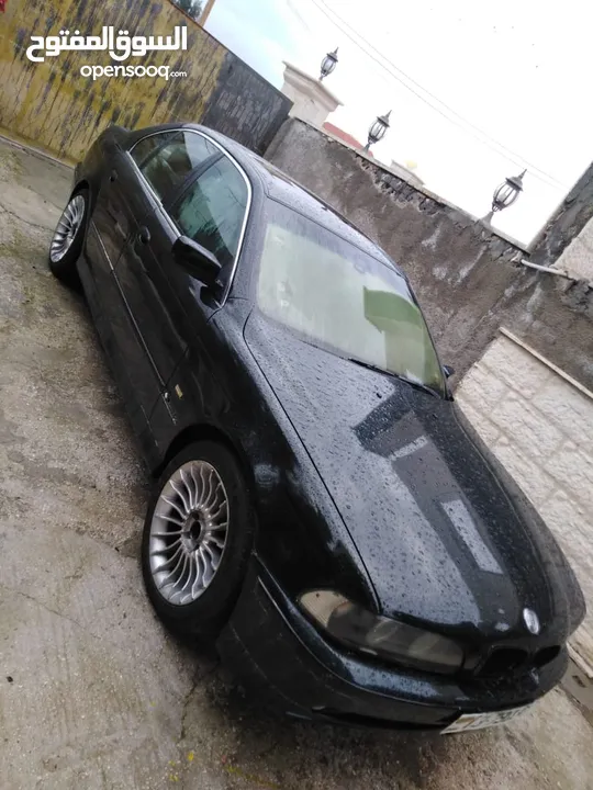 BMW E39 520i