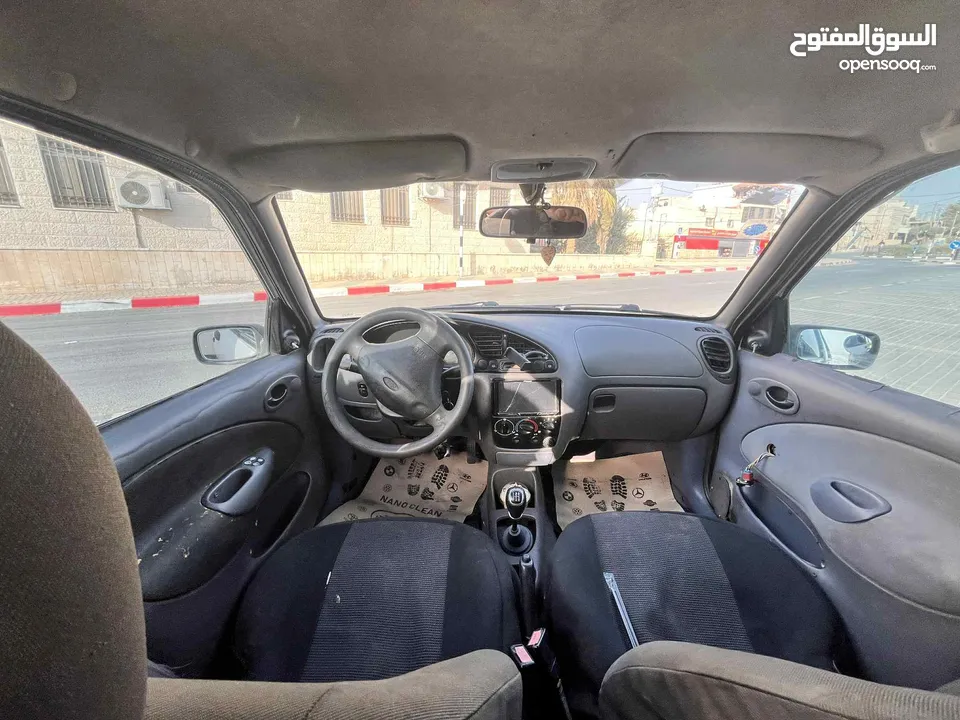 معها سياره للقطع