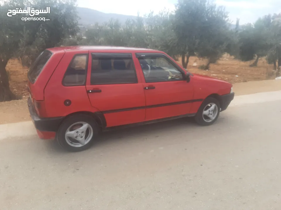 فيات اونو 1992