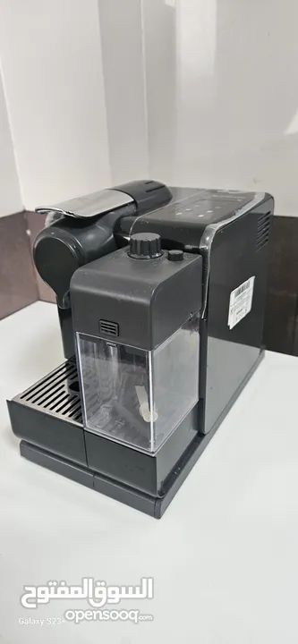 مكينة صنع القهوه من شركة nespresso