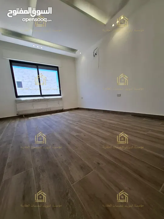 شقة جديدة - لم تسكن - خلدا - 4نوم 2ماستر - ارضية - ترس بإطلالــــه مميزة
