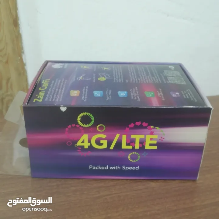 راوتر سيارة مع شاحن