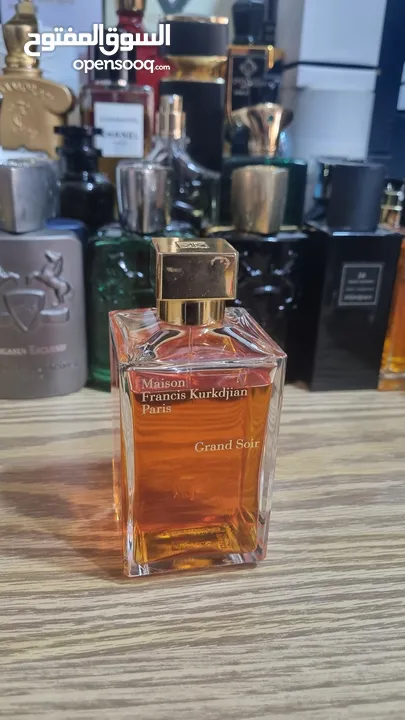 عطور اصلية منوعة للبيع