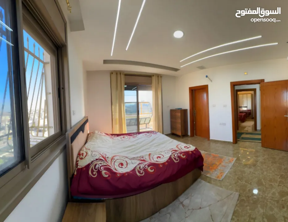روف للايجار مفروش بالكامل اطلالة رائعة وموقع استراتيجي في اجمل مناطق البيرة