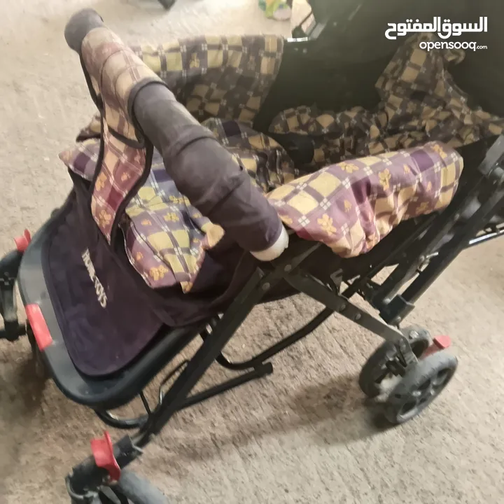 عرباية خارجية للشارع بلون كحلي مناسب لكلا الجنسين