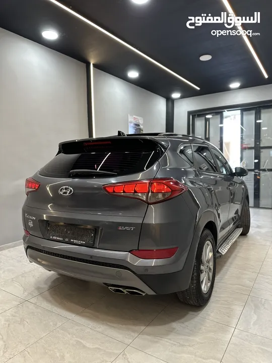 Hyundai tacson 2017 full panurama