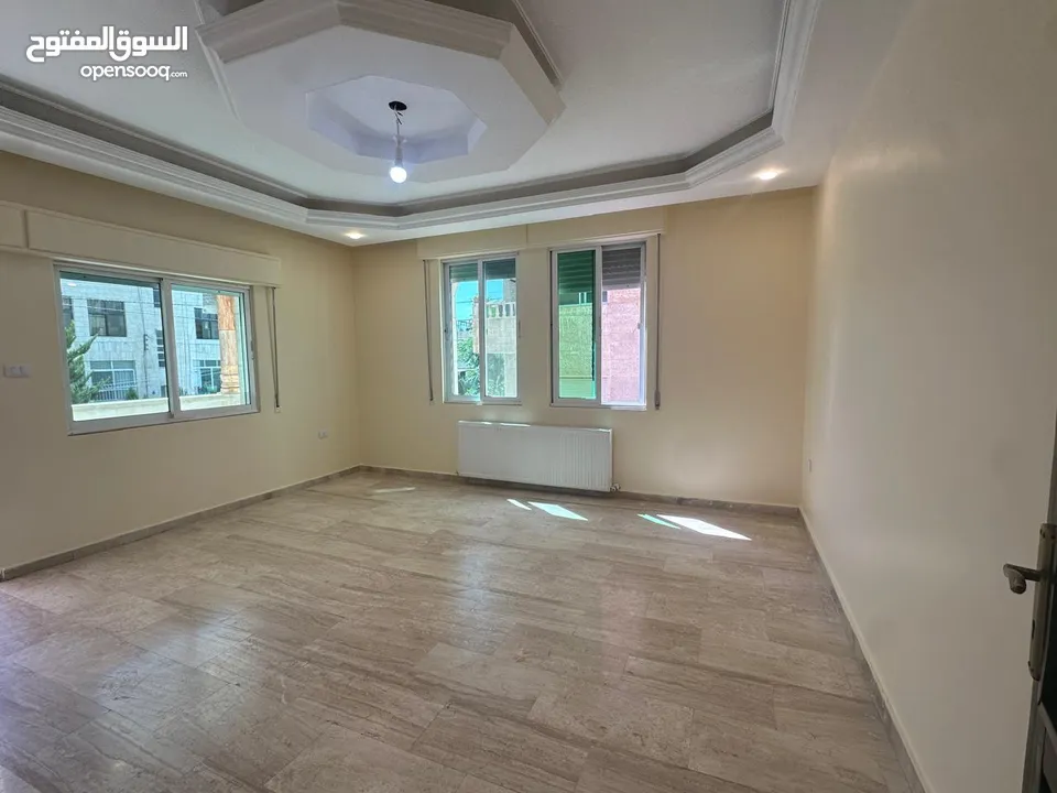 شقة غير مفروشة للايجار في الدوار السابع ( Property 38862 ) سنوي فقط