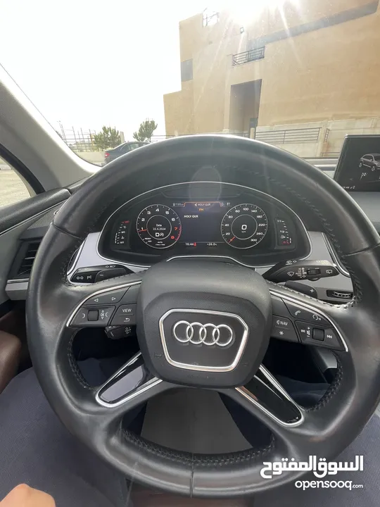 Audi Q7, model 2018 black edition  اودي كيو 7 موديل 2018