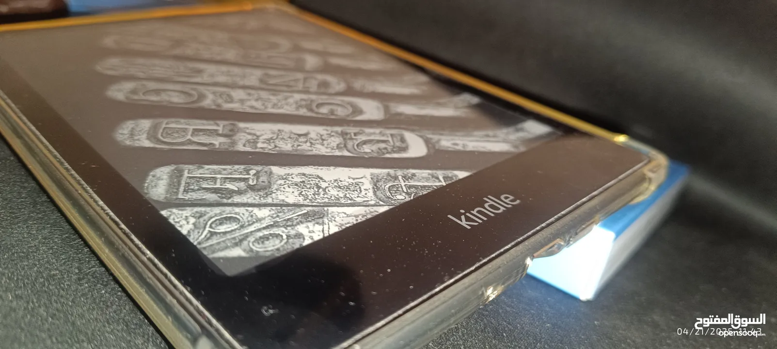 Kindle Paperwhite الجيل 11 - شاشة 6.8 إنش - 8GB - شبه جديد مع كرتونته ولزقة وكفر - 2024