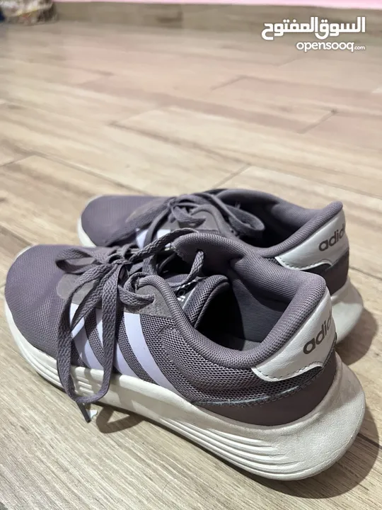 A good find!! Sporty light purple adidas shoes size 38.حذاء رياضي أديداس بنفسجي فاتح مقاس 38.