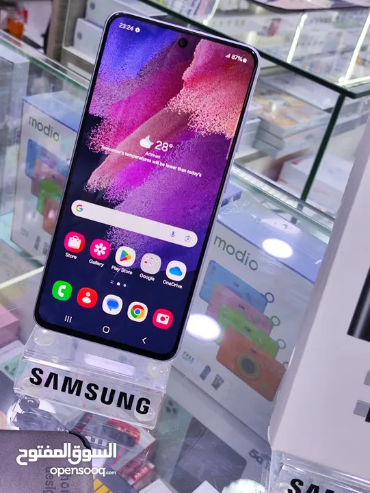 مستعمل اخو الجديد Samsung S21 FE 5G رام 16 جيجا 128 و 256 متوفر و كرتونه وبدون هدية كفر ولزقة وتوصيل