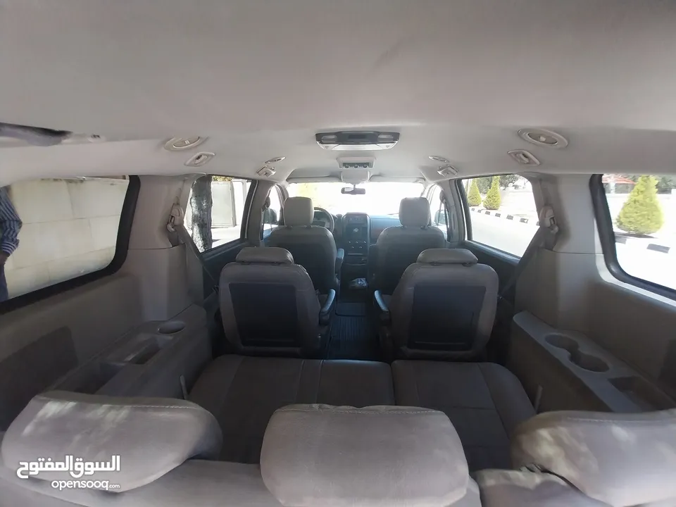 chrysler town 2008 فحص كامل تب نظافة  7مقاعد VIP