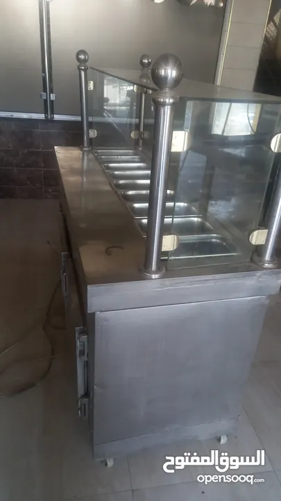 ثلاجة سلطات و غاز عينتين