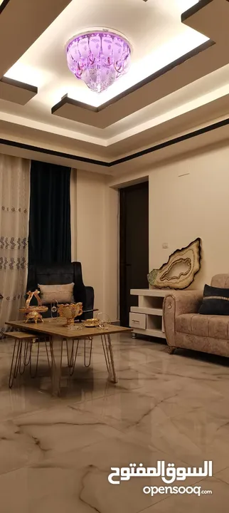 شقه لي البيع