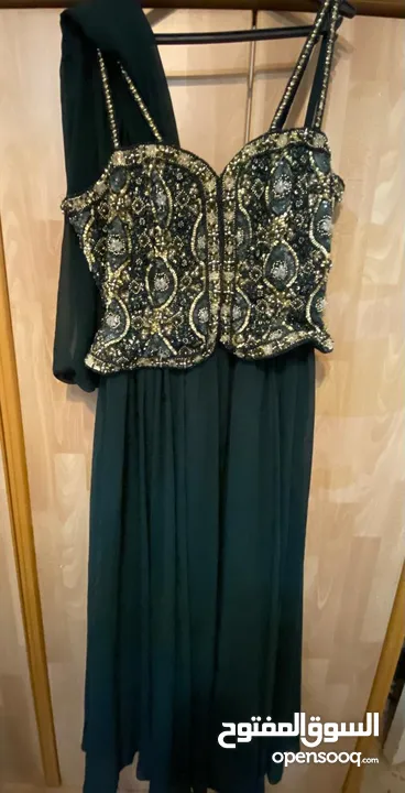 فساتين سهره عدة مقاسات للبيع
