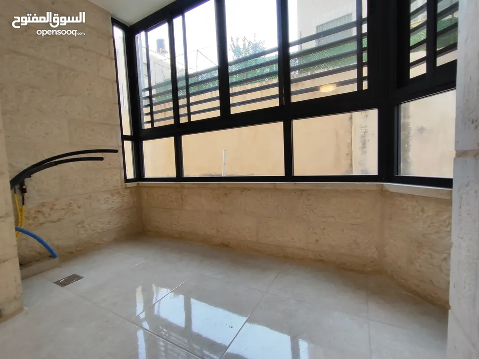 شقة جديدة غير مفروشة للايجار في الطيرة قرب فلل عادل المصري