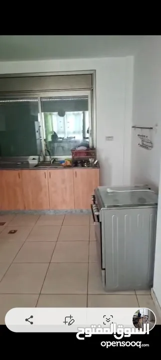 شقه للبيع في واسط رام الله مساحه 170متر السعر 135الف دولار في واسط رام الله