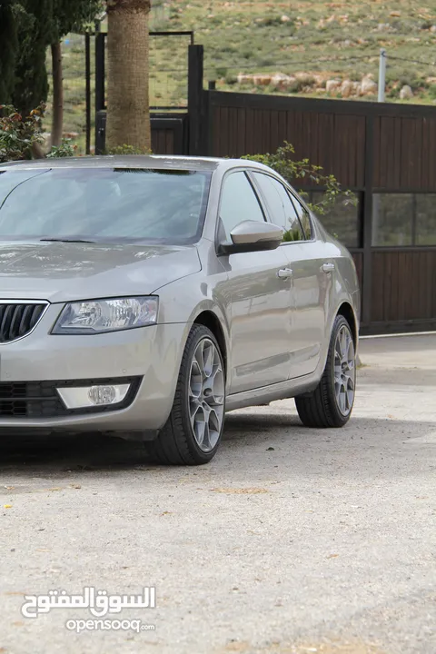 سكودا اوكتافيا 2016