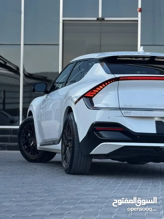 فحص كامل جمرك اليوم ترخيص وتأمين سنه كاملهKia EV6 Gt line 2022