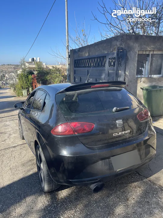 سيات ليون SEAT LAION  للبيع ع كاااش حرررق موديل 2012