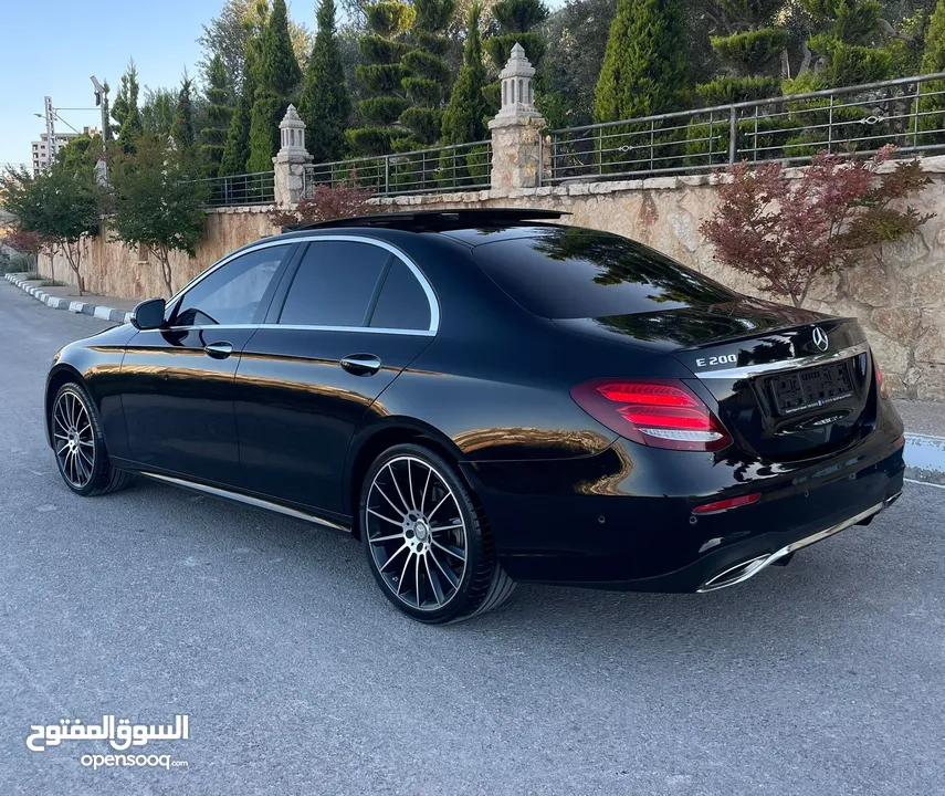 مرسيدس بنز E200 AMG