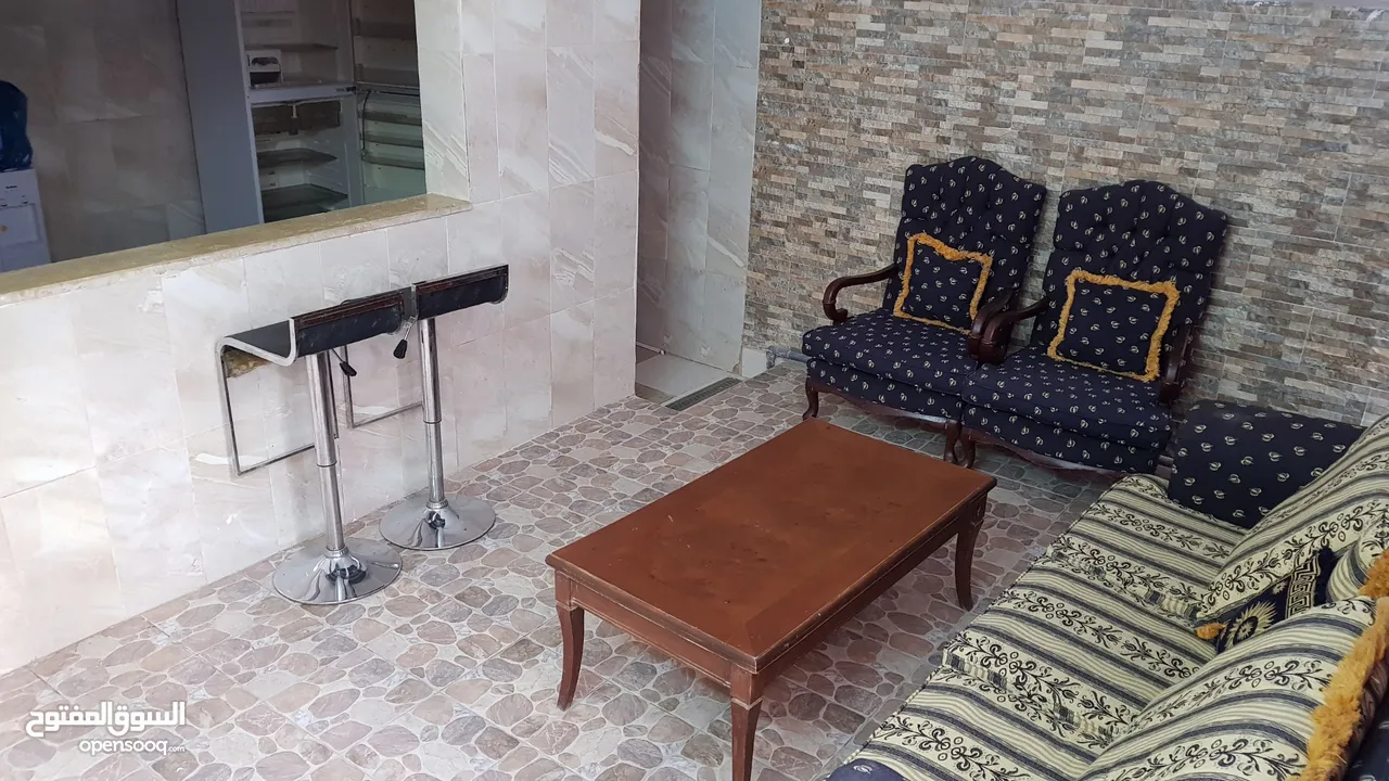 شقة مفروشة 2 نوم للايجار في طريق المطار مجاور دوار الشوابكه