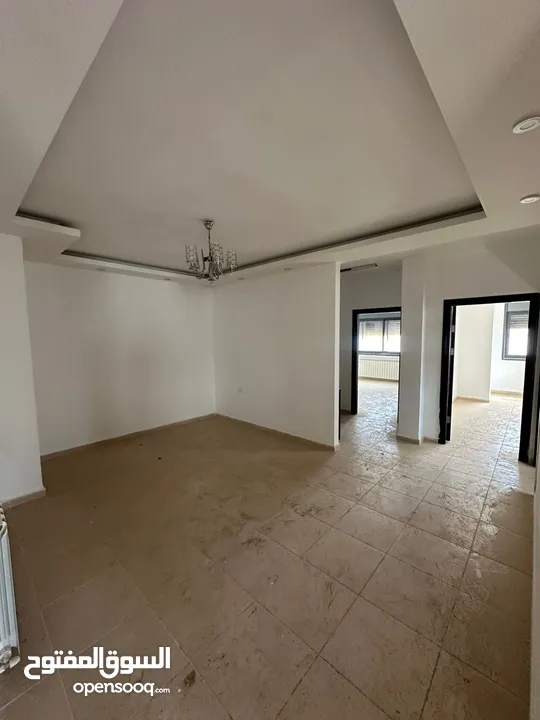 شقه للبيع بعين منجد