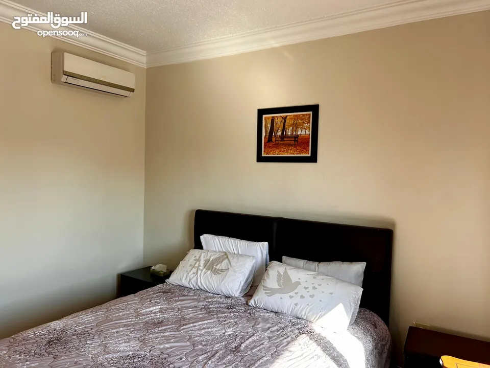 شقة مفروشة بمواصفات فندقية  للإيجار في عمان الأردن - شارع عبد الله غوشة خلف من المالك مباشرة