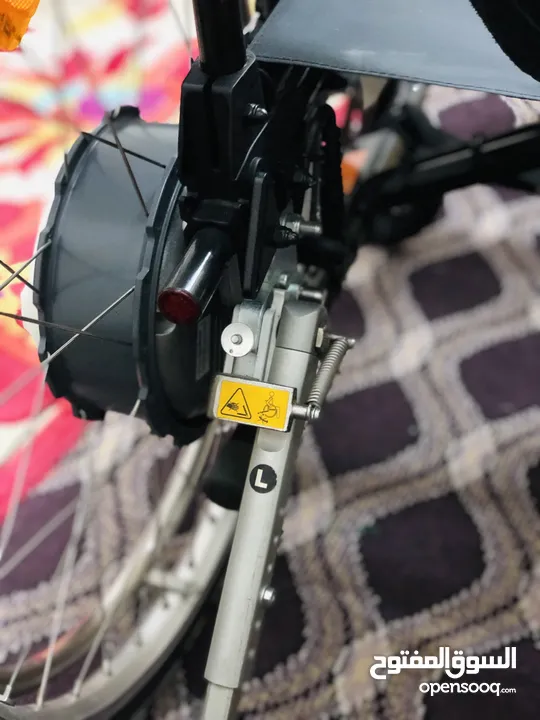 Electric wheel chair France for sale كرسي متحرك كهربائي invacare صنع في فرنسا