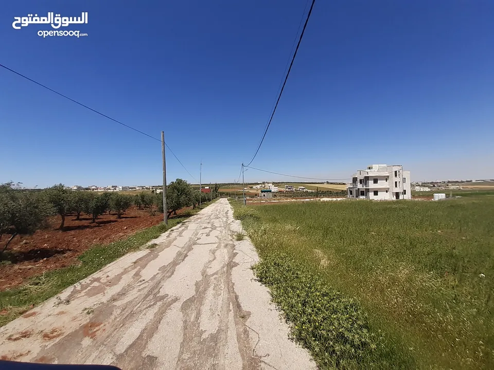 مادبا الفيحاء قطعتين متجاورتين  بجانب التنظيم غرب النديم والحراويه بمنطقة فلل ومزارع خاصة