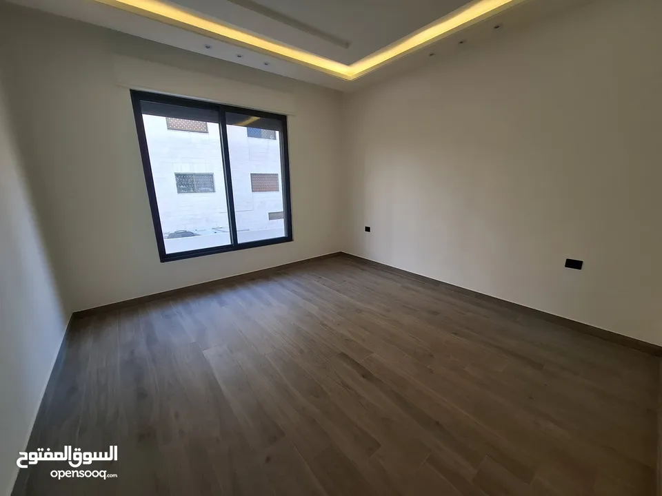 شقة غير مفروشة للبيع ( Property ID : 41318 )