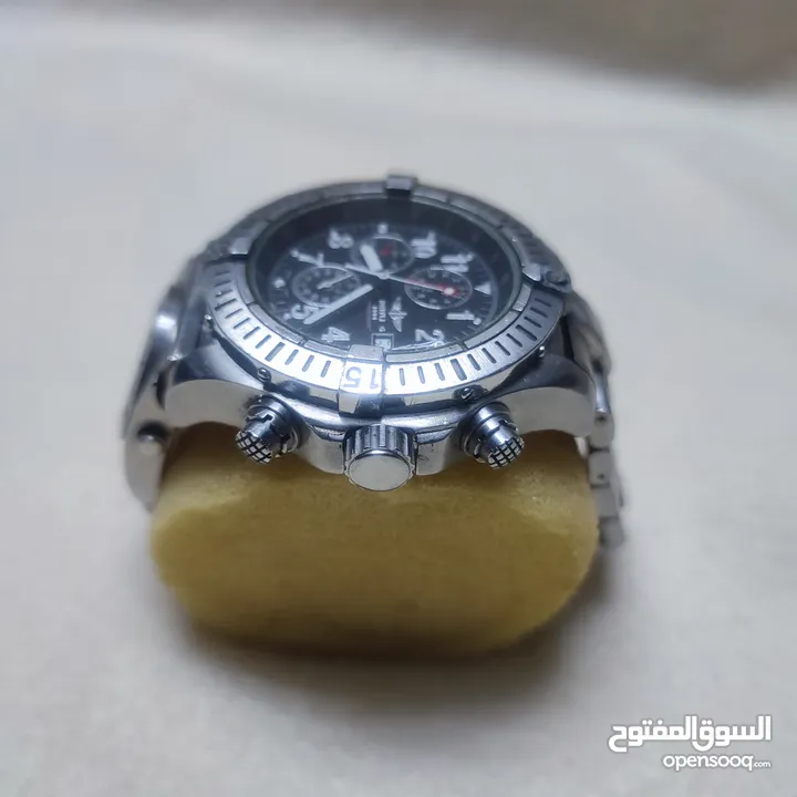 ساعة بريتلنج مع UTC
