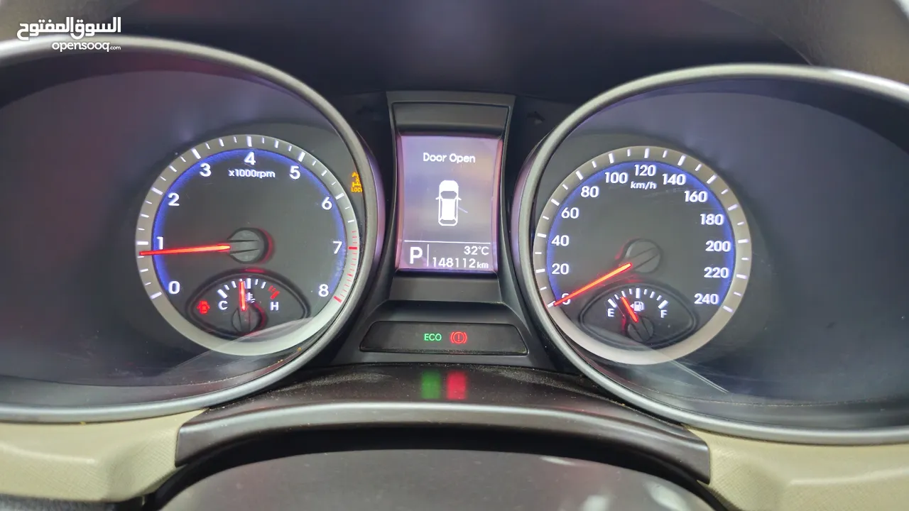 هيونداي سنتافي  V6 وكالة عمان موديل 2015