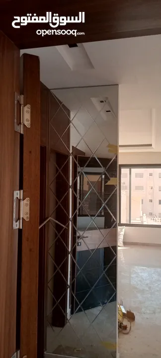 تفصيل جميع انواع مرايا والزجاج العادي والسيكوريت