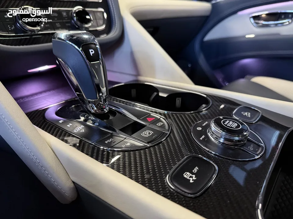 2022 BENTLEY BENTAYGA S V8 /GCC/ DEALER WARRANTY AND SERVICES Details