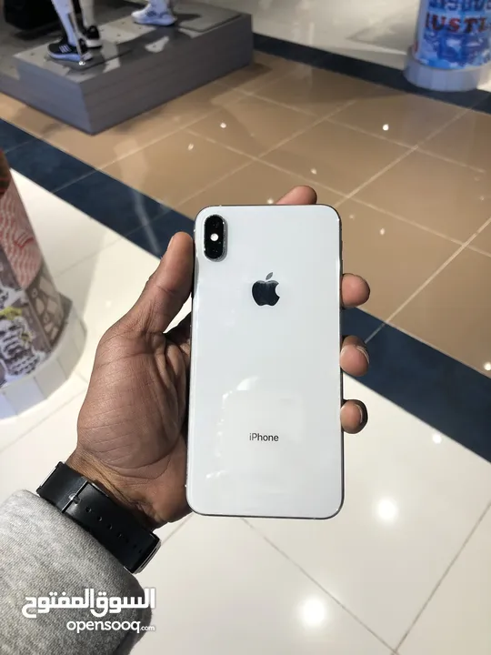 ايفون Xs Max 64G