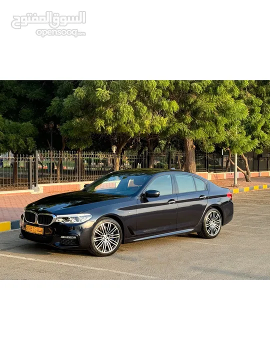 بي ام دبليو ام كت BMW 530i M تحت الضمان الى 2025/09