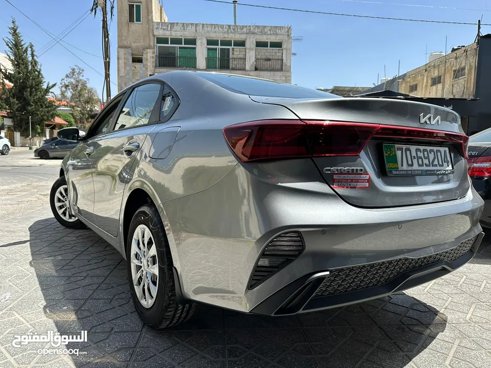 كيا سيراتو 2025 للايجار عداد زيرو فل اضافات باقل الاسعار فقط من الجنوب لتأجير السيارات السياحية