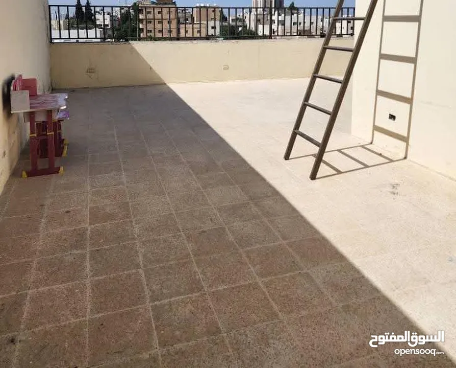 شقة مع روف منفصل بإطلالــــه بانوراما