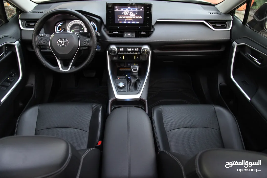 تويوتا RAV4 Limited وارد الشركة المركزية 2021 قاطع مسافة 51.000 km