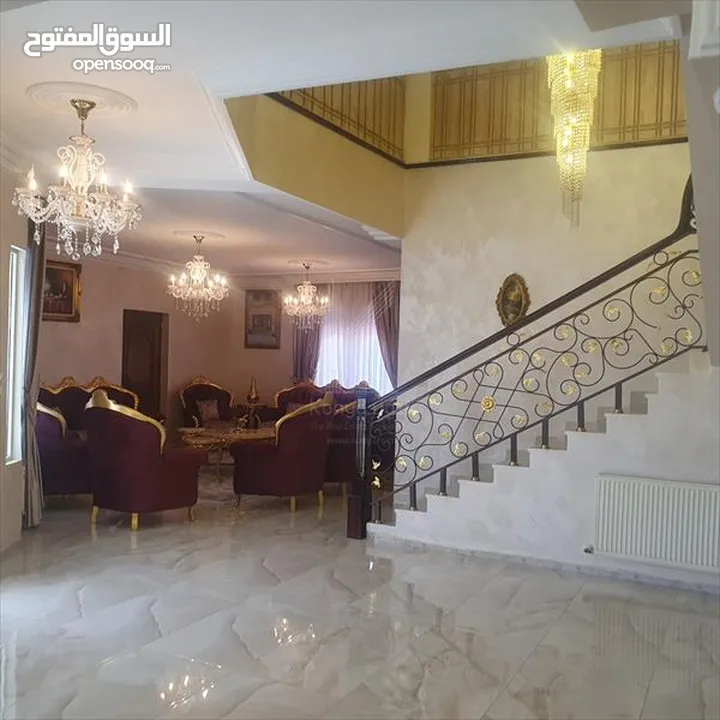 فيلا مستقلة مميزة للبيع في طبربور