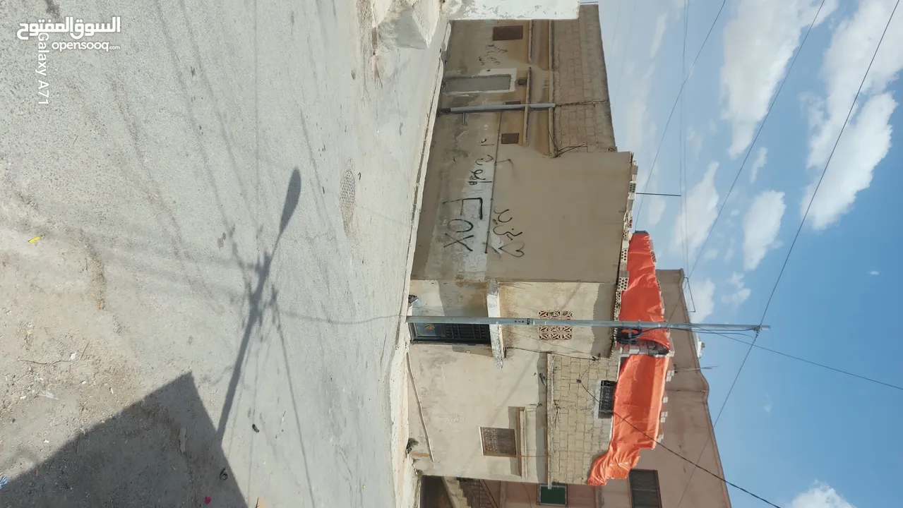 بيت للبيع مخيم الحصن