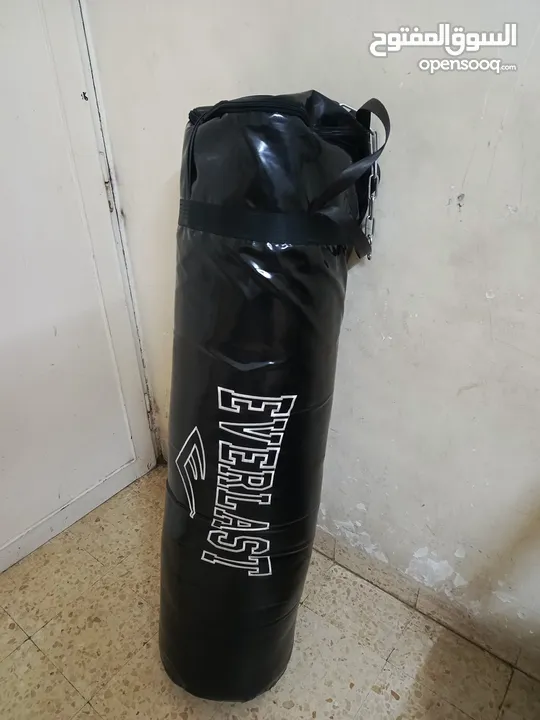 كيس ملاكمة Everlast للبيع