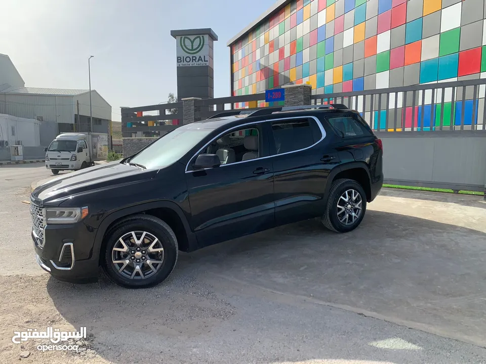 GMC Acadia 2023 تصلح لجميع الإعفاءات