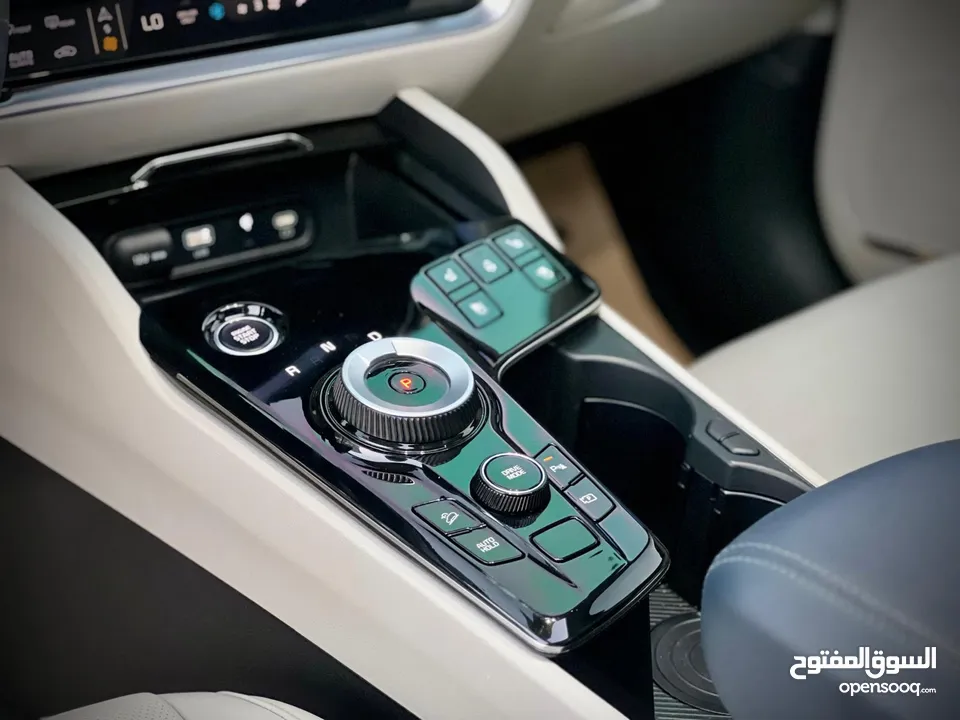 كايا سبورتاج  2022 فل الفل فتحة سقف  2x4 ///240Hp بنزين + كهرباء  ( Haybrid) 1600cc