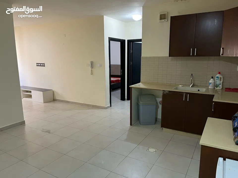 استوديو 70م للبيع مفروش جاهز