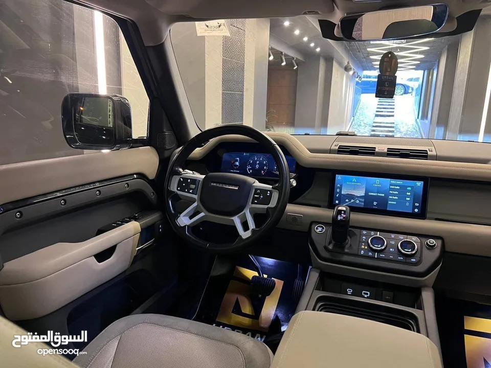 Land Rover Defender 2021