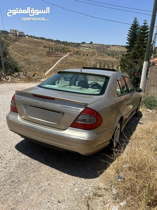 مرسيدس E200 موديل 2003 للبيع