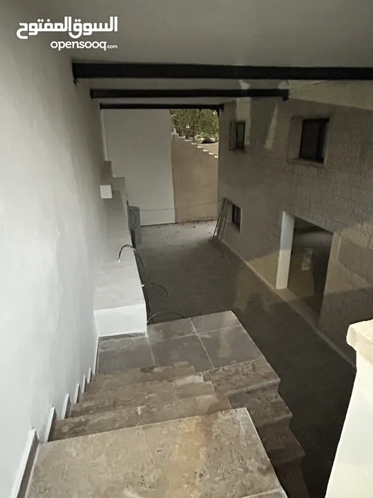 مكتب للبيع في وسط البلد